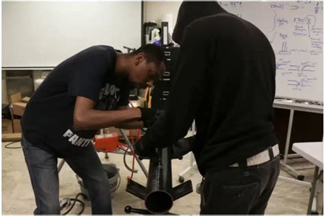 Pipefitter Training: Your Expert Guide To Pipefitting Jobs.
